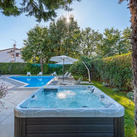 Villa Martimar With Pool And Hot Tub In Istria Rosini Luaran gambar