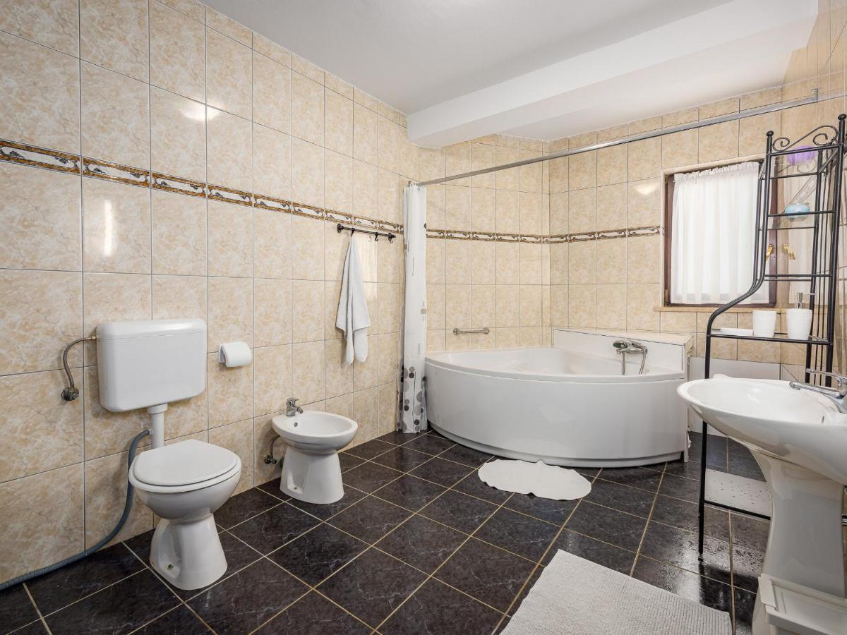 Villa Martimar With Pool And Hot Tub In Istria Rosini Luaran gambar